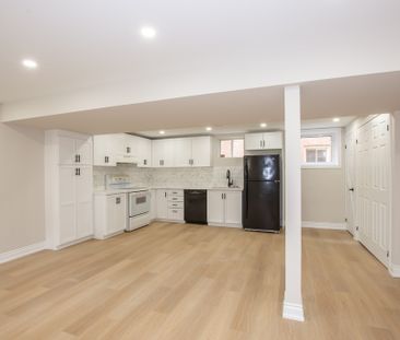 30 Madison Court E, Welland - 2 Bedroom Lower Unit - Photo 4