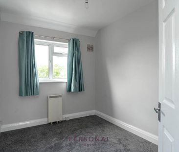 3 bedroom flat to rent - Photo 6