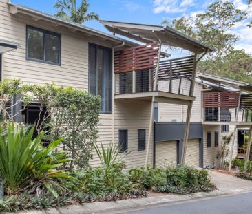 Leafy Bardon Boutique Townhouse Retreat - Photo 3
