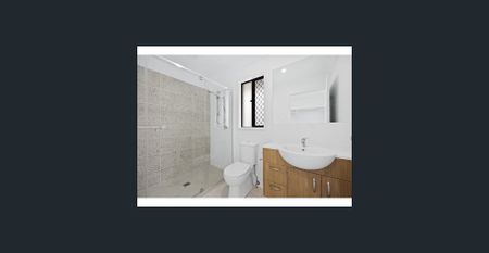 Modern 3-Bedroom Home in Park Ridge - Low Maintenance Living! - Photo 4