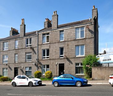 Ground Floor Right, 428 Holburn Street, AB10 7GY, Aberdeen - Photo 3