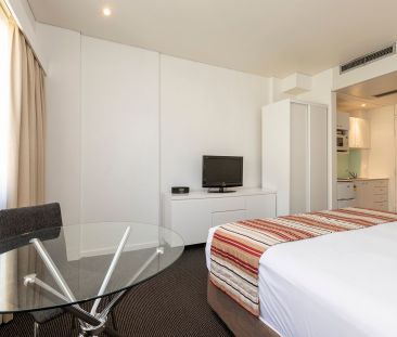 Studio Apartment in the Heart of Potts Point - Photo 5