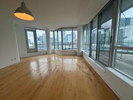 For Lease - 230 Queens Quay Unit# 2609, Toronto, Ontario - Photo 1