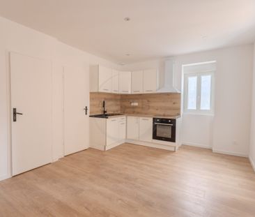 Location Appartement 2 pièces 34m² VALS LES BAINS 07600 - Photo 1