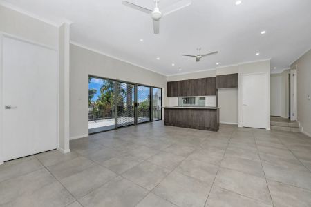 Bushland Beach Beauty - Photo 4