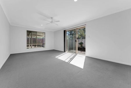 8 Filey Court, Berrinba QLD 4117 - House For Rent | Domain - Photo 5