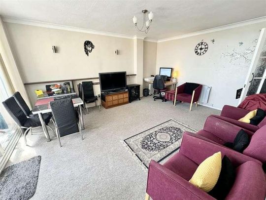 Gardens Court, Parkstone Road, Poole, BH15 - Photo 1