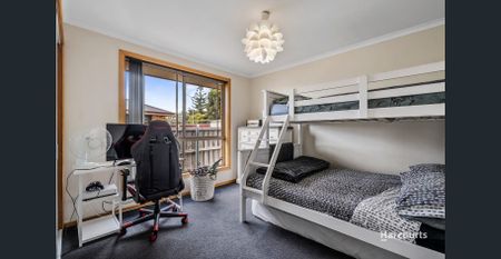 Lovely Unit, Conveniently Located - Photo 5