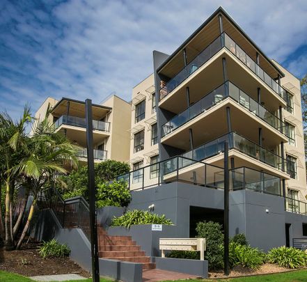 Modern Apartment with Entertainers Patio - Photo 1