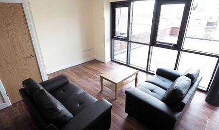 3-Bedroom City Centre Apartment in Sheffield. Perfect for Students or Professionals - Photo 2