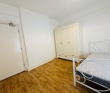 House share to rent - Photo 3