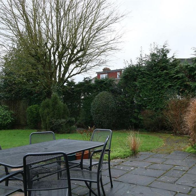 4 bedroom semi-detached house to rent - Photo 1