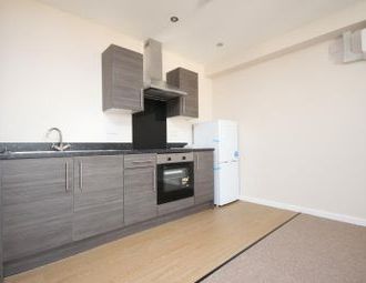 2 Bedrooms Flat to rent in Whitby House, Commercial Street, Hereford HR1 | £ 173 - Photo 1