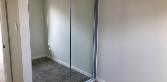 Modern 2-Bedroom Granny Flat - Photo 2