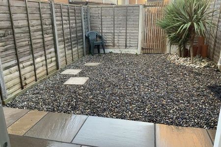 2 bedroom Terraced house to rent in Off Barrs Court Road HR1 - Photo 5