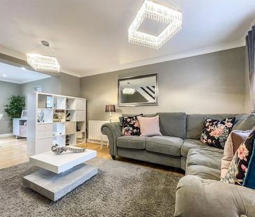 3 bedroom detached house to rent - Photo 3