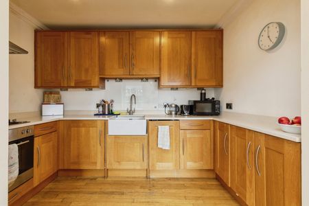 2 bedroom apartment to rent - Photo 5