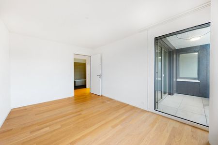 4.5 Zimmer, 109 m², 8. Stock - Photo 4
