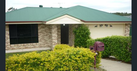 4 Bedroom home on large block - Photo 5