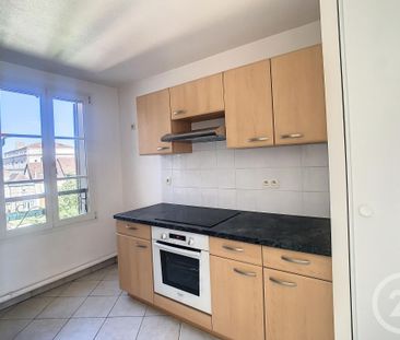 Location Appartement 3 pièces 75m² TROYES 10000 - Photo 5