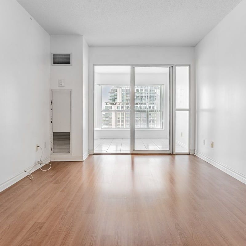 For Lease - 600 Queens Quay Unit# 930, Toronto, Ontario - Photo 1