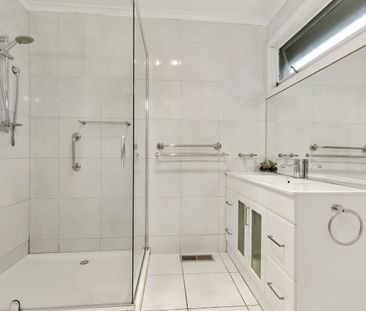 LOVELY 3 BEDROOM FAMILY HOME..... - Photo 6