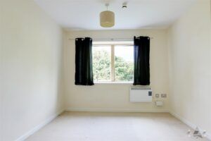 2 BEDROOM Apartment - First Floor - Photo 1