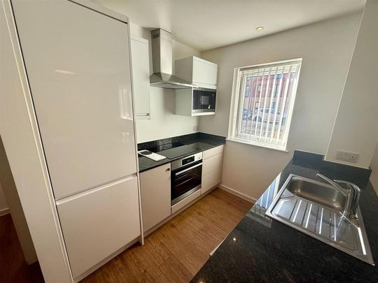 2 bedroom apartment to rent - Photo 1