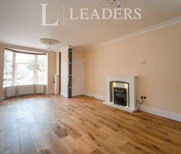 3 bedroom house to rent Graham Road, Southsea, PO4 - Photo 1