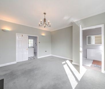 3 bedroom semi-detached house to rent - Photo 5