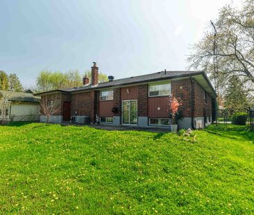 For Lease - 365 Sandhurst Drive, Oakville, Ontario - Photo 3