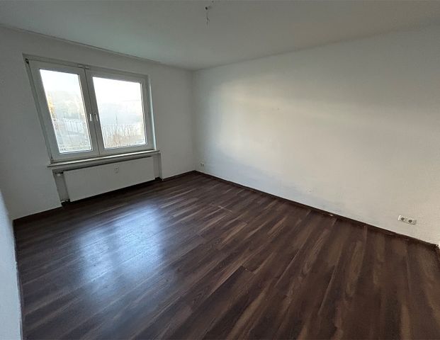 Gut geschnittene 3-Zimmererdgeschosswohnung zu vermieten - Photo 1