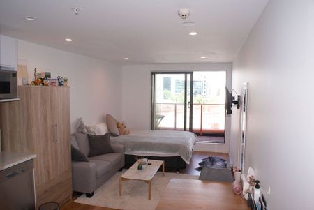 Studio apartment in new building - Photo 2