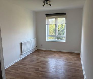 3 bedroom maisonette to rent - Photo 4