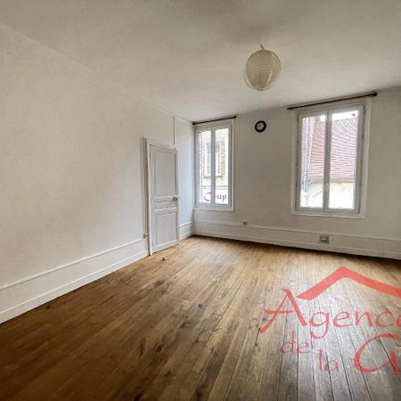Location Appartement 2 pièces 55m² SEZANNE 51120 - Photo 3