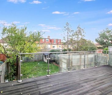 4 bedroom semi-detached house to rent - Photo 5