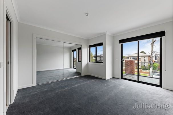 1/7 Poplar Crescent, Bellfield - Photo 1