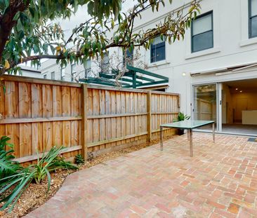 “Set in the Heart of Carlton North” - Photo 5