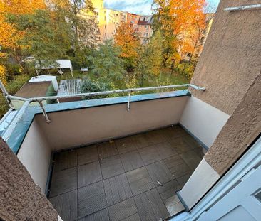 Frisch sanierte 4-Zimmer Wohnung mit Balkon in Lankwitz - Photo 1