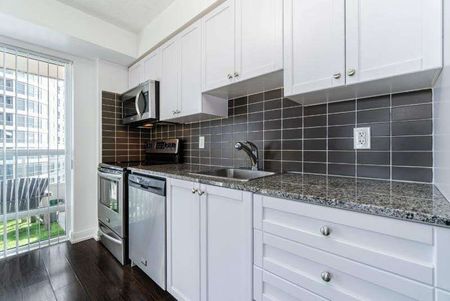 For Lease - 151 Village Green Square Unit# 2402, Toronto, Ontario - Photo 3