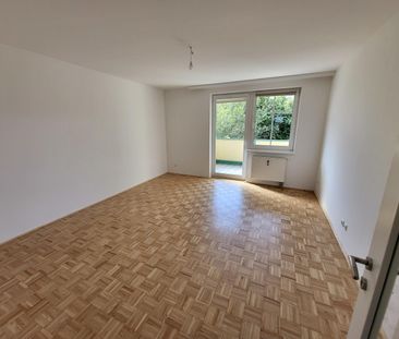 Schöne Wohnung mit Terrasse - Photo 4