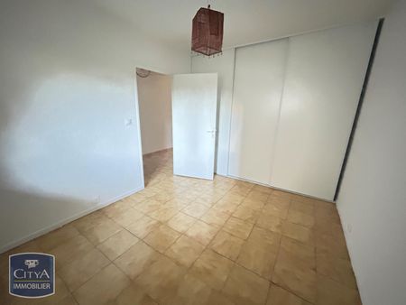 Location Appartement 3 pièces 74m² NICE 06300 - Photo 3