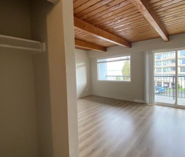 32-12 Rosehill Street - Photo 2