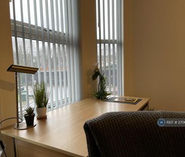 1 bedroom in a house share to rent - Photo 3