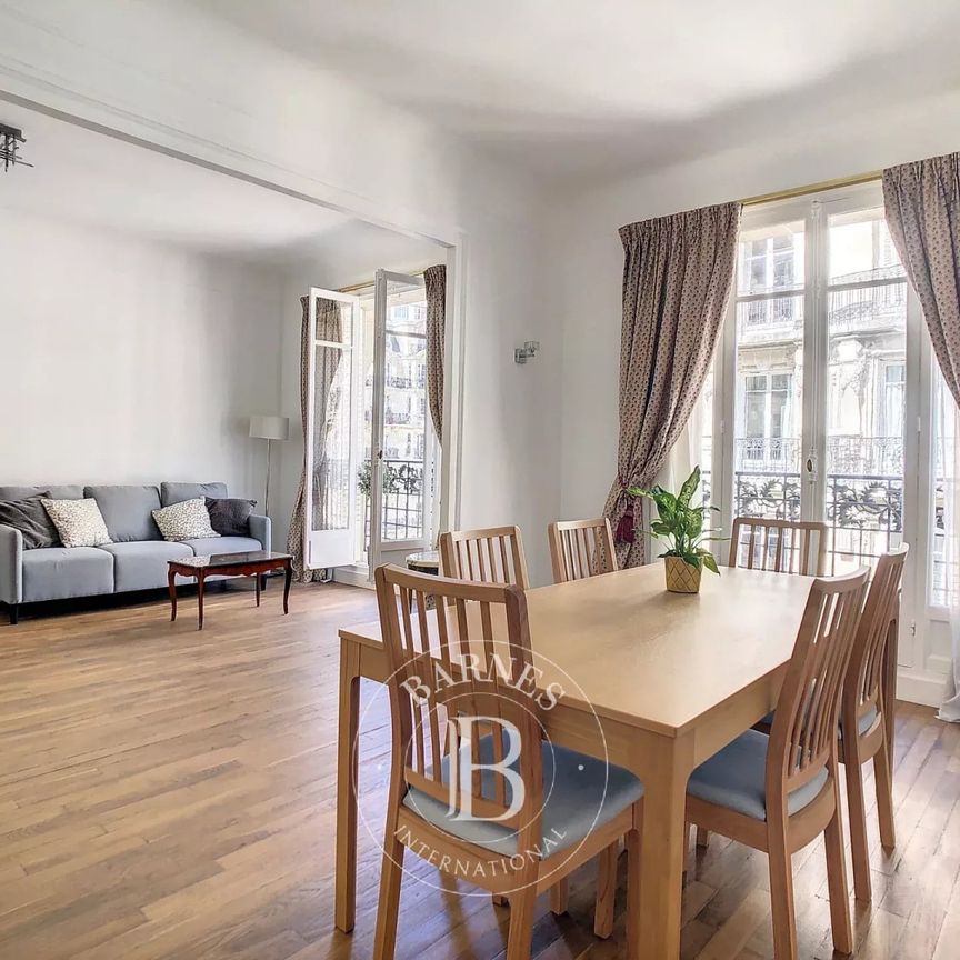 Tout savoir sur cet appartement dans le quartier La Plaine des Sablons, à Neuilly-sur-Seine - Photo 1