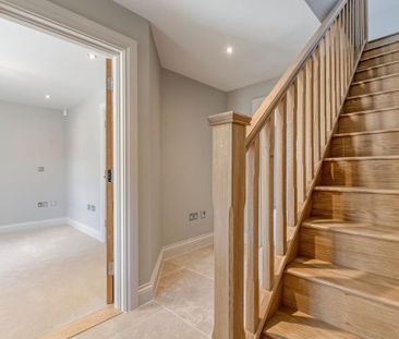 2 bedroom terraced house to rent - Photo 3