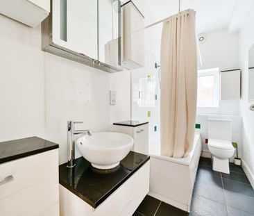 3 bedroom maisonette to rent - Photo 2