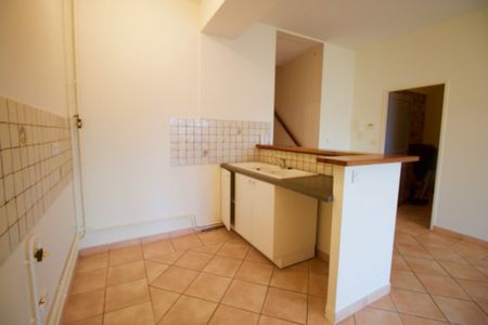 Location Appartement 2 pièces 66m² - Photo 3