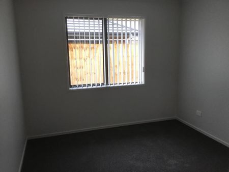 Spacious four bedroom family home - Photo 5