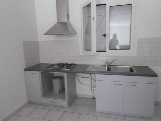 PAVILLON DE PLAIN PIED NIORT - 90 m2 - Photo 1